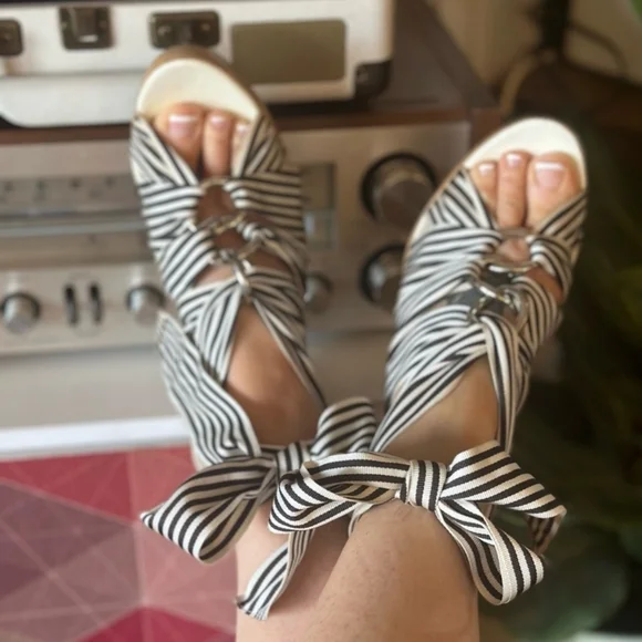 Coach Black and White Zebra Stripe Sandals - Picture 1 of 4